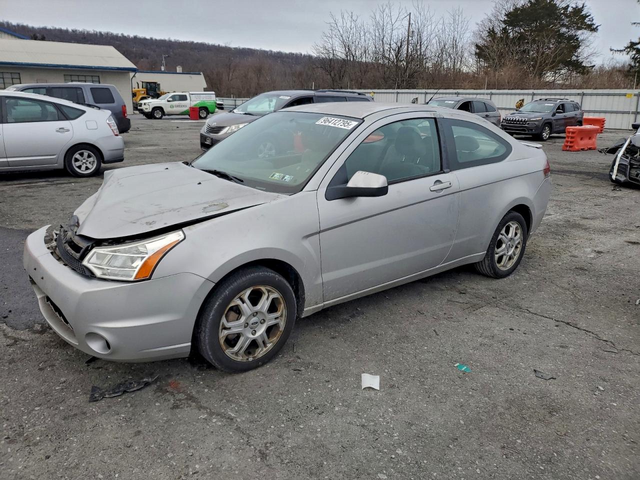 2009 FORD FOCUS SE — FRONT END damage — photo 1