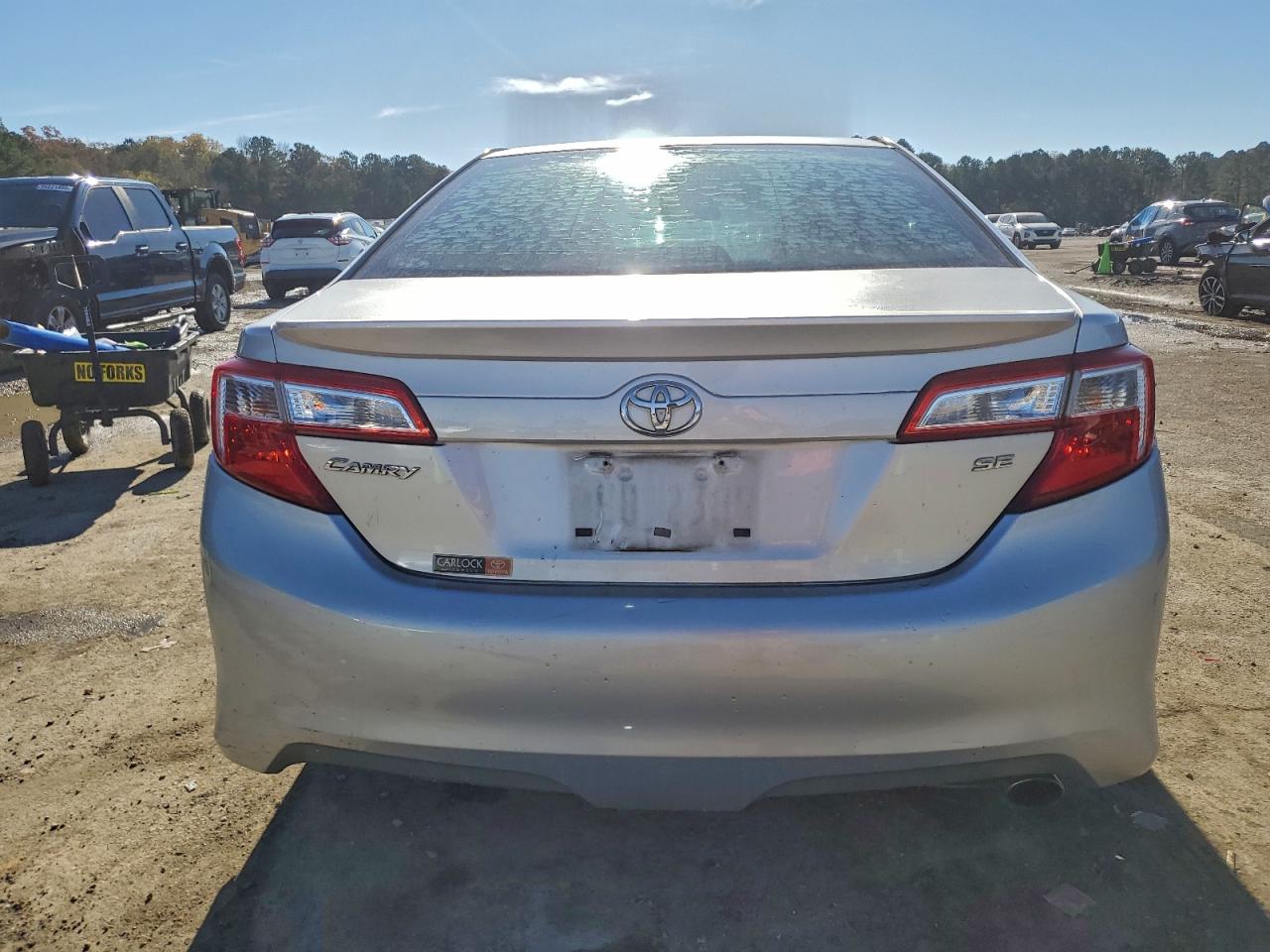 2013 TOYOTA CAMRY L photo 6