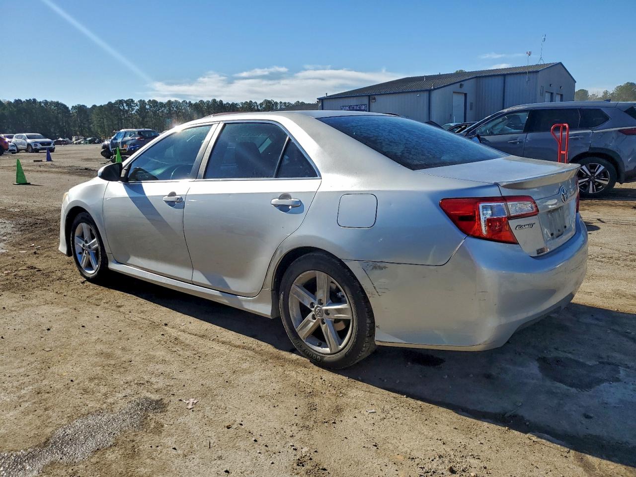 2013 TOYOTA CAMRY L photo 2