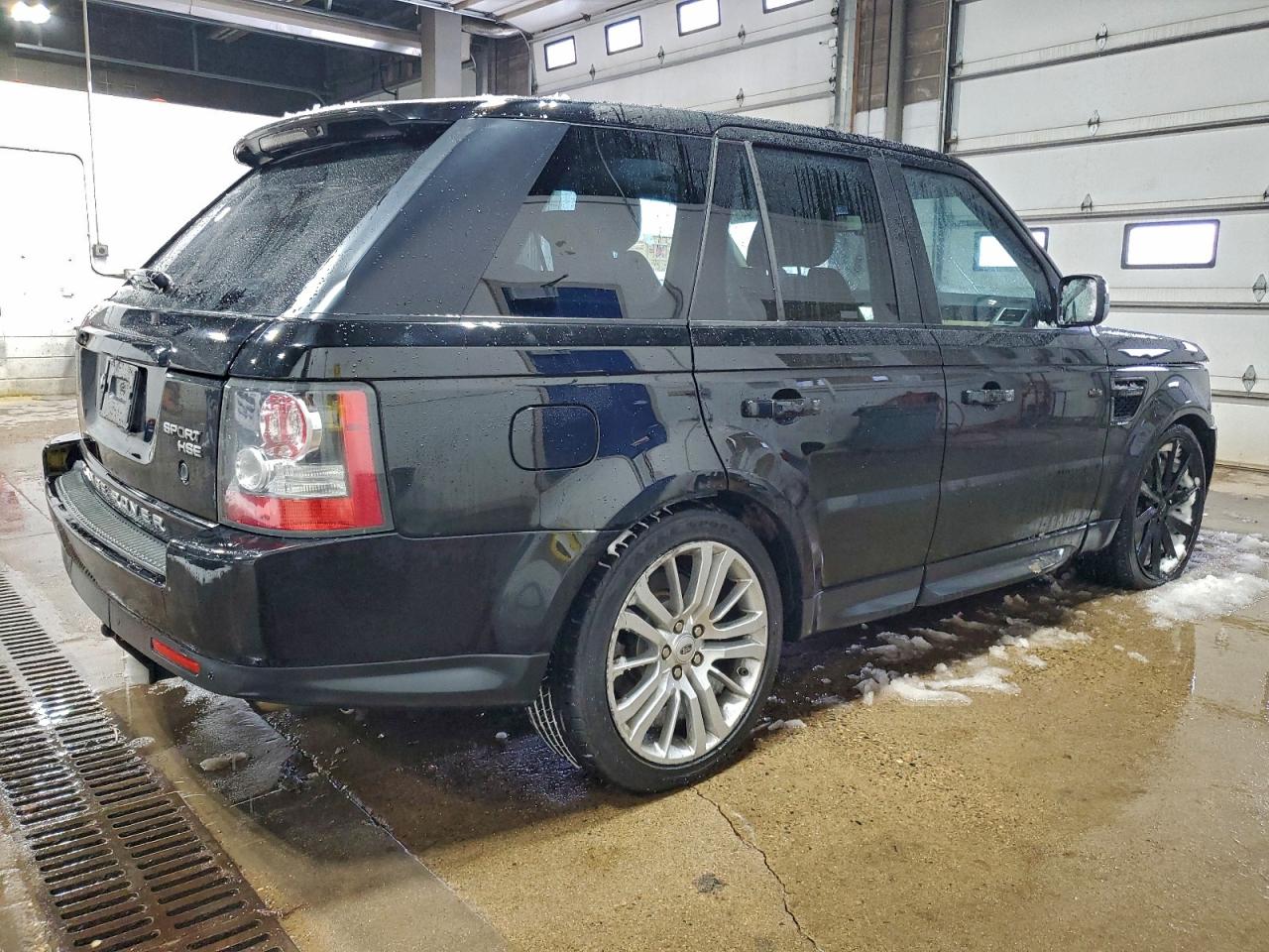 2010 LAND ROVER RANGE ROVER SPORT LUX photo 3