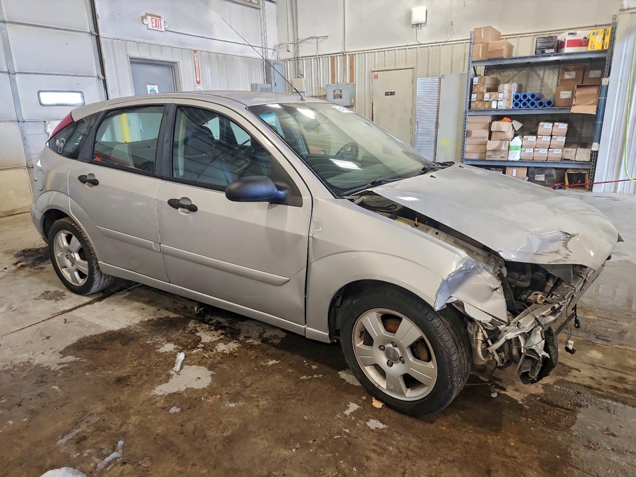 2005 FORD FOCUS ZX5 photo 4