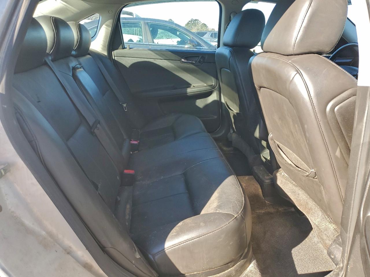 2010 CHEVROLET IMPALA LTZ photo 10