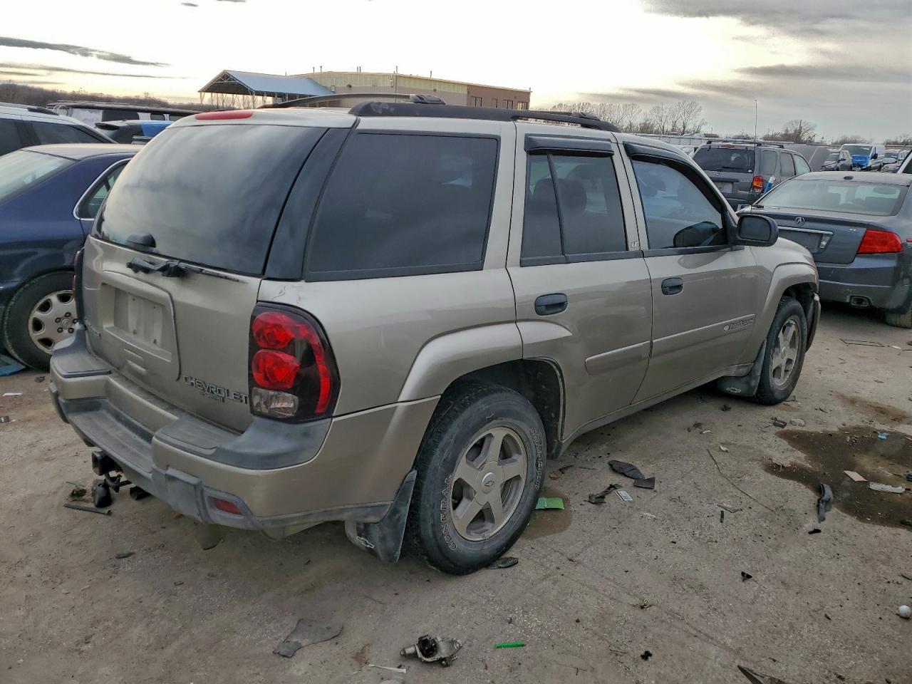 2003 CHEVROLET TRAILBLAZER photo 3