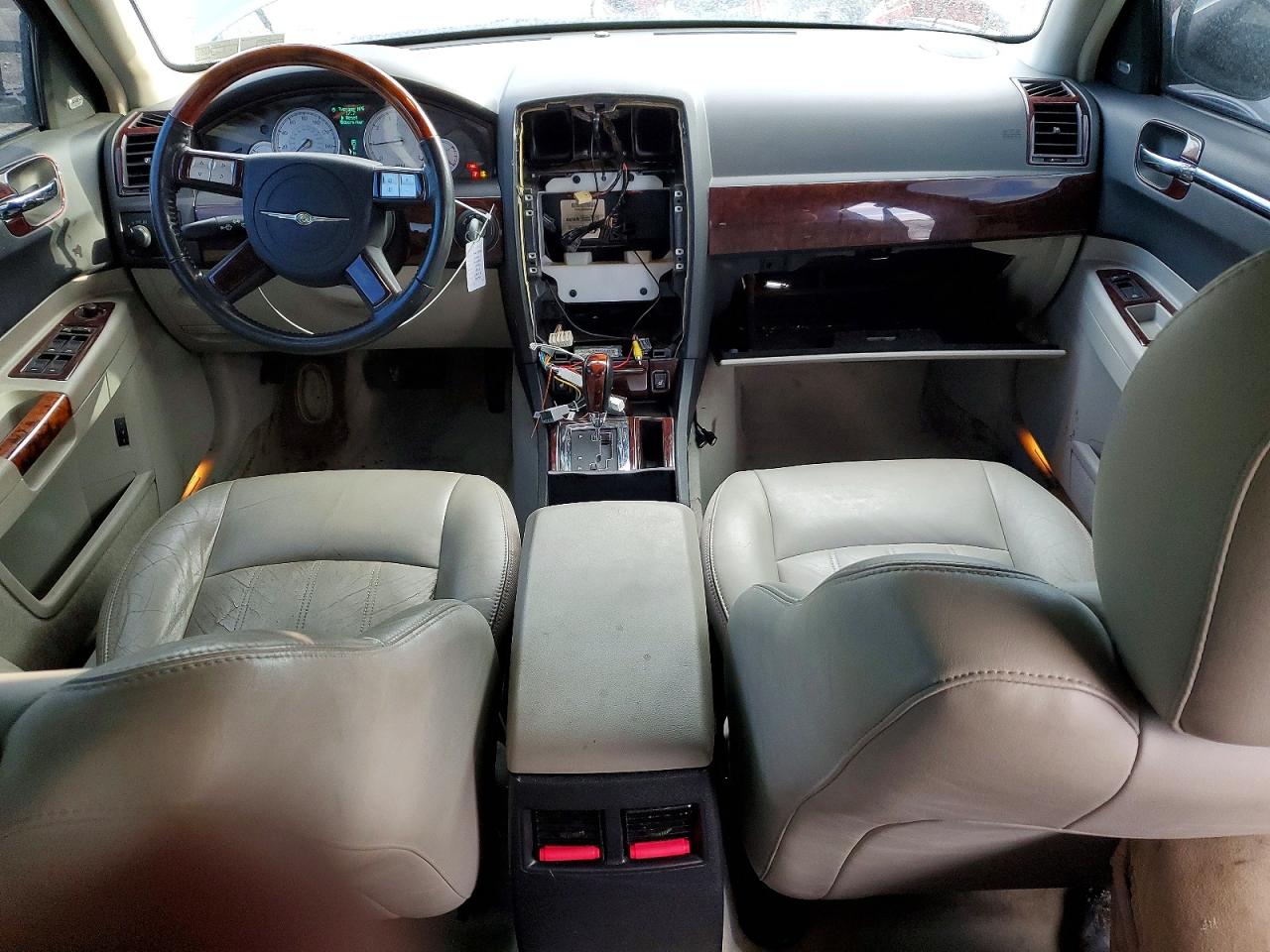 2006 CHRYSLER 300C photo 8
