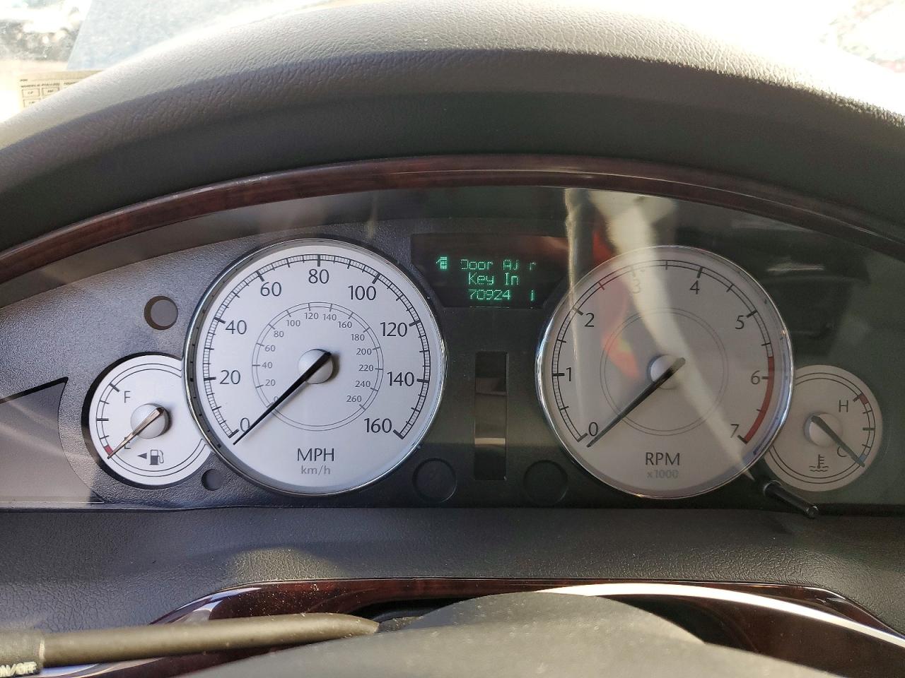 2006 CHRYSLER 300C photo 9