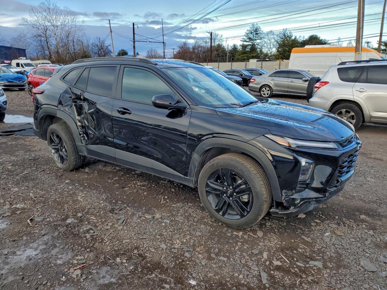 2025 CHEVROLET TRAX ACTIV photo 4