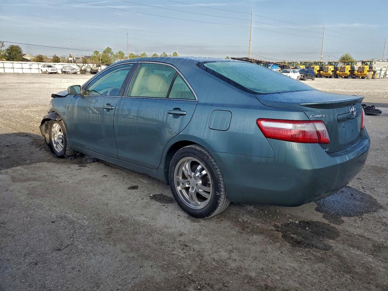 2009 TOYOTA CAMRY BASE photo 2