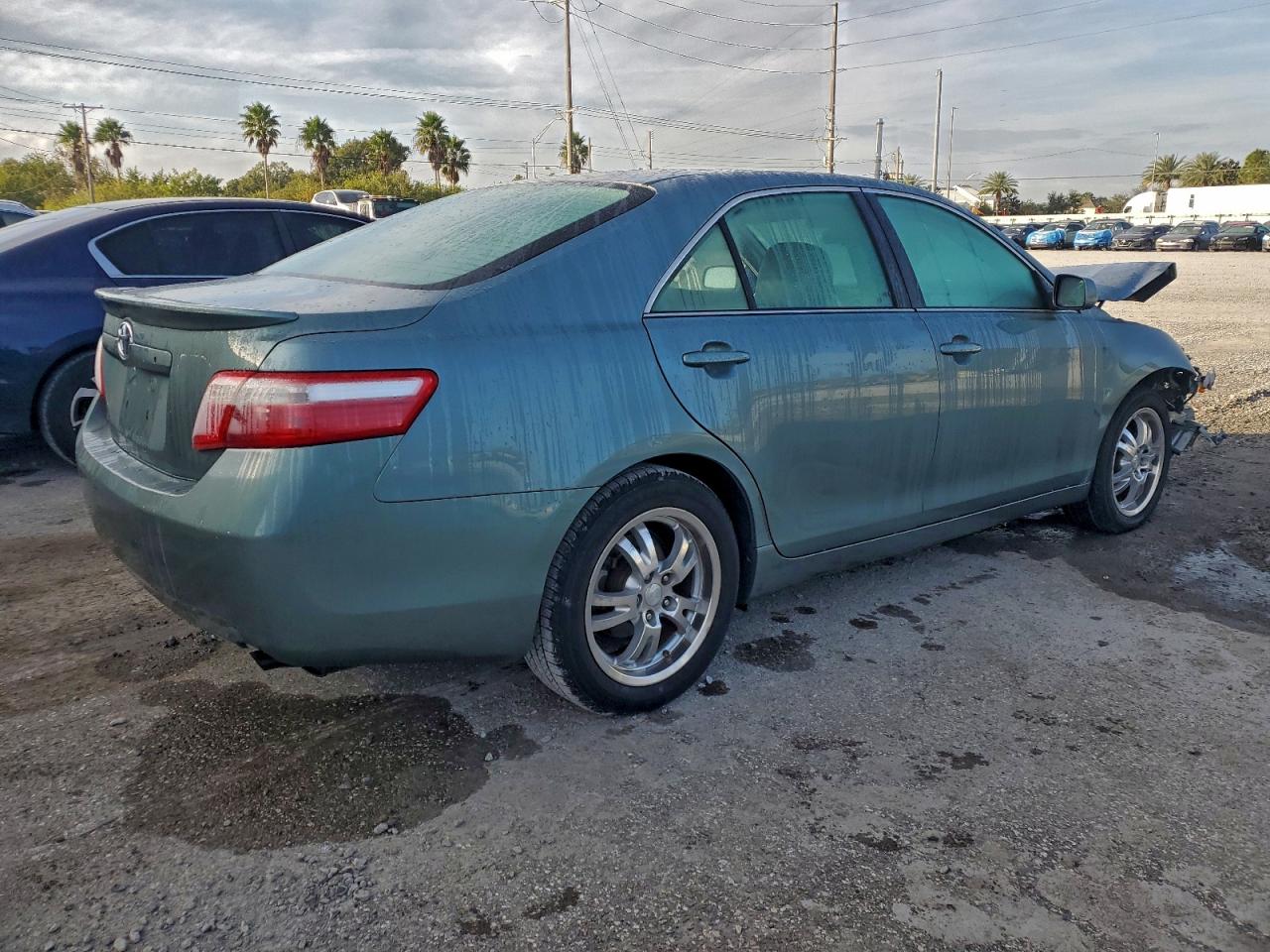 2009 TOYOTA CAMRY BASE photo 3