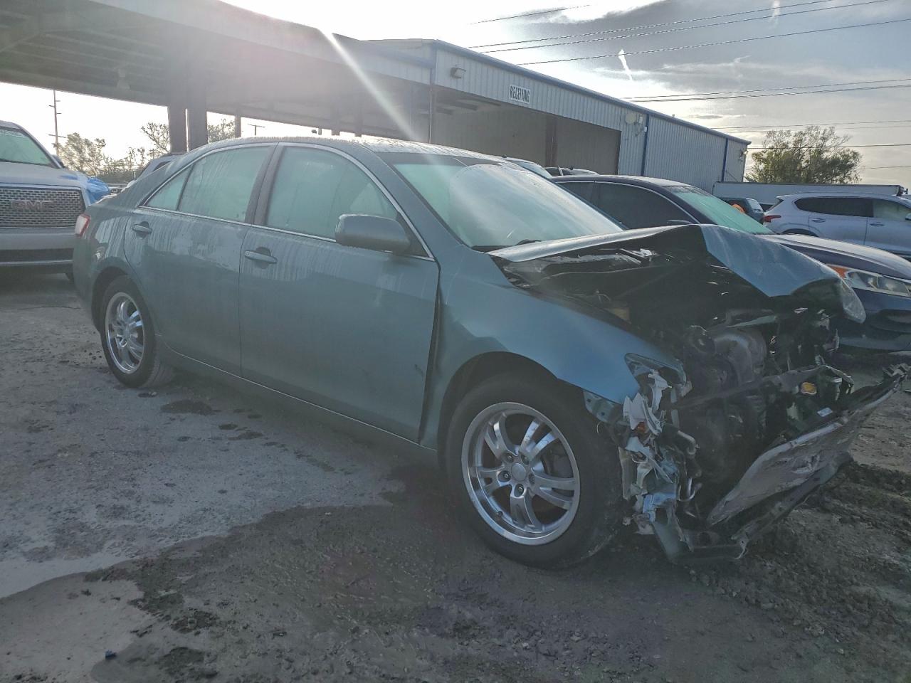 2009 TOYOTA CAMRY BASE photo 4