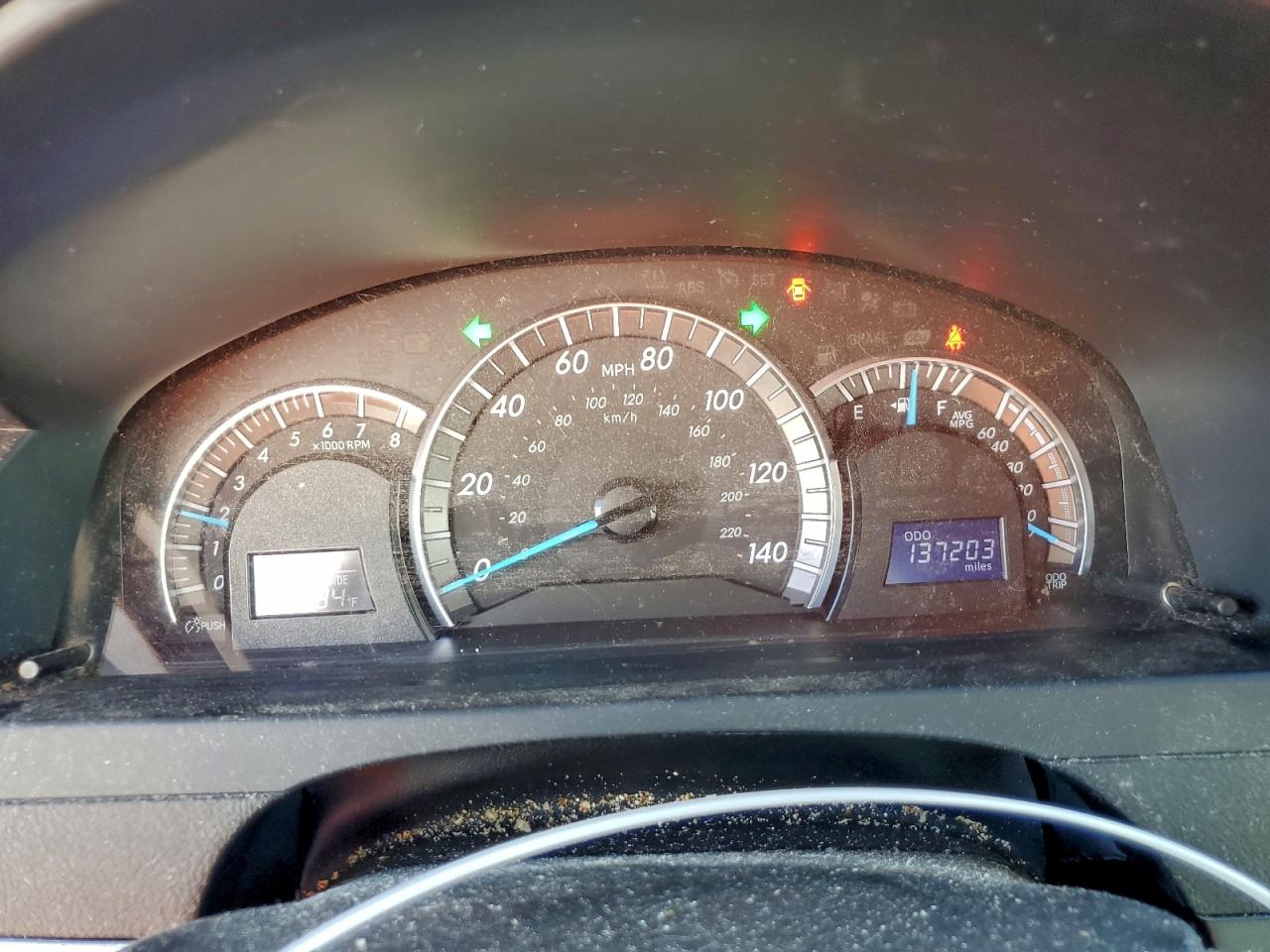 2014 TOYOTA CAMRY L photo 9