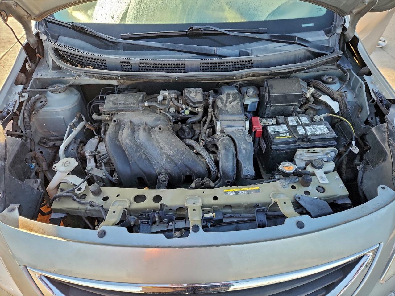 2012 NISSAN VERSA S photo 11
