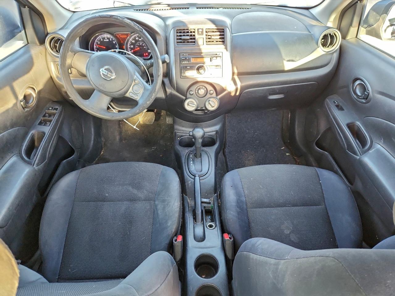 2012 NISSAN VERSA S photo 8