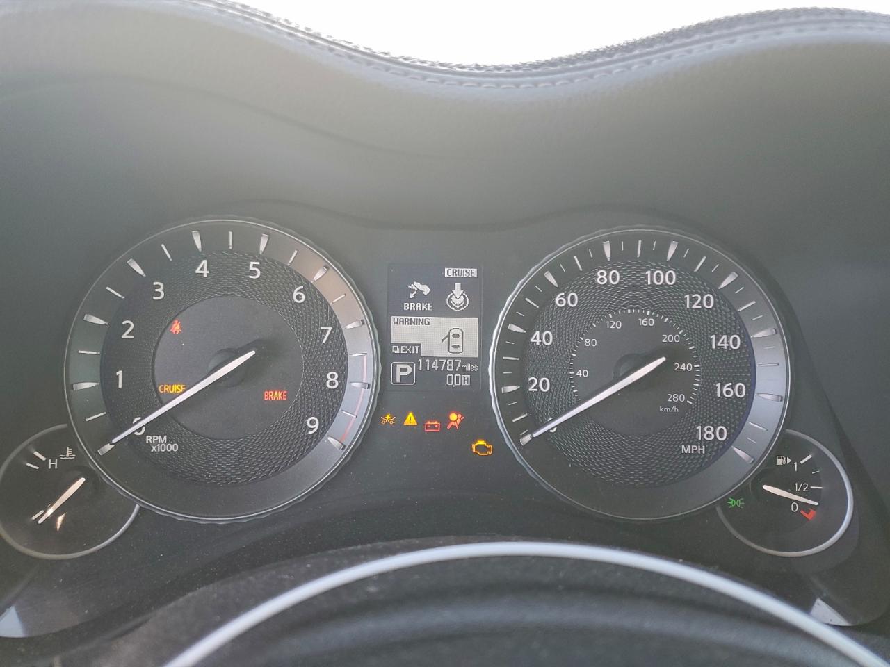2015 INFINITI Q70L 3.7 photo 17