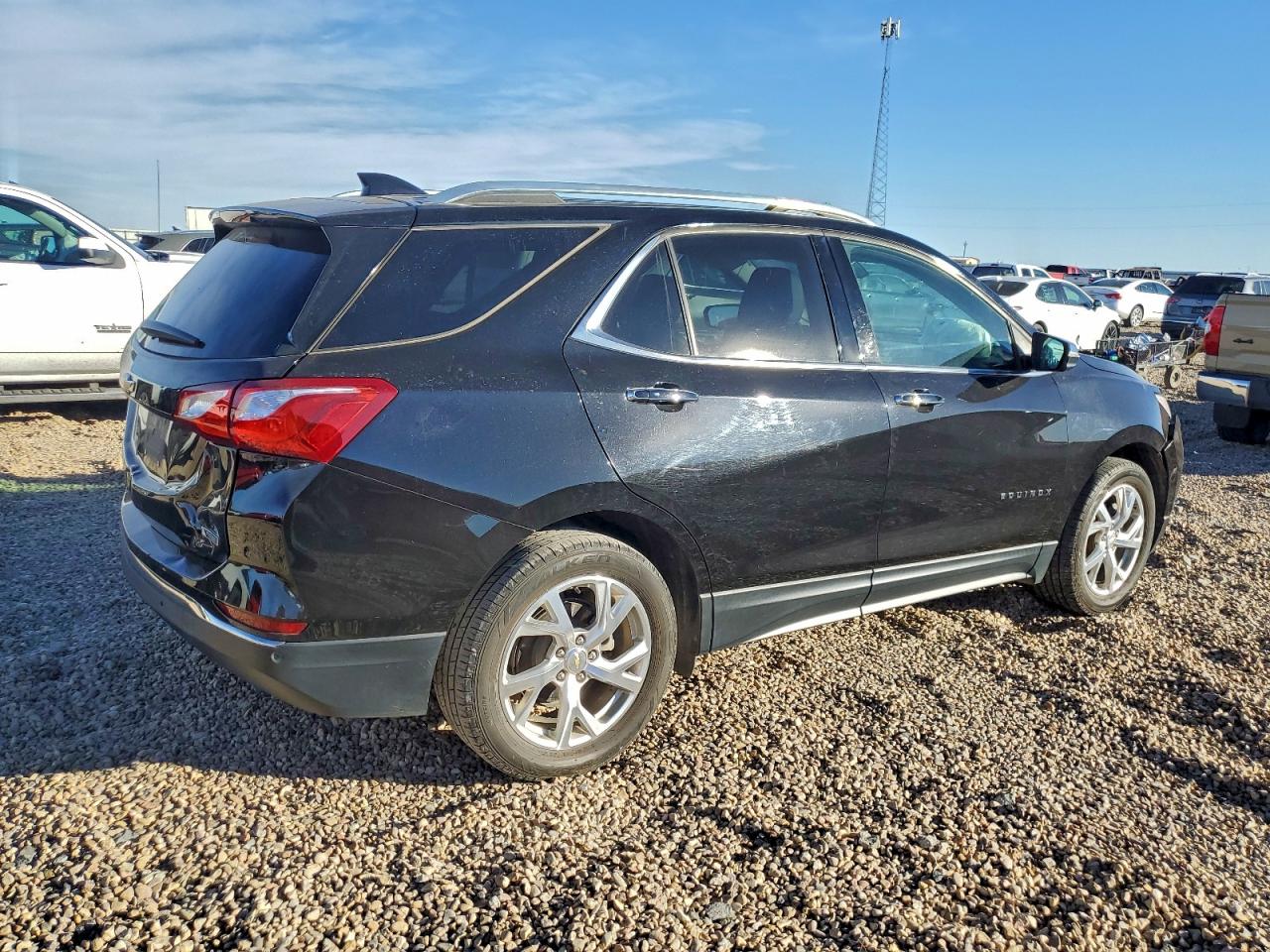 2018 CHEVROLET EQUINOX PREMIER photo 3