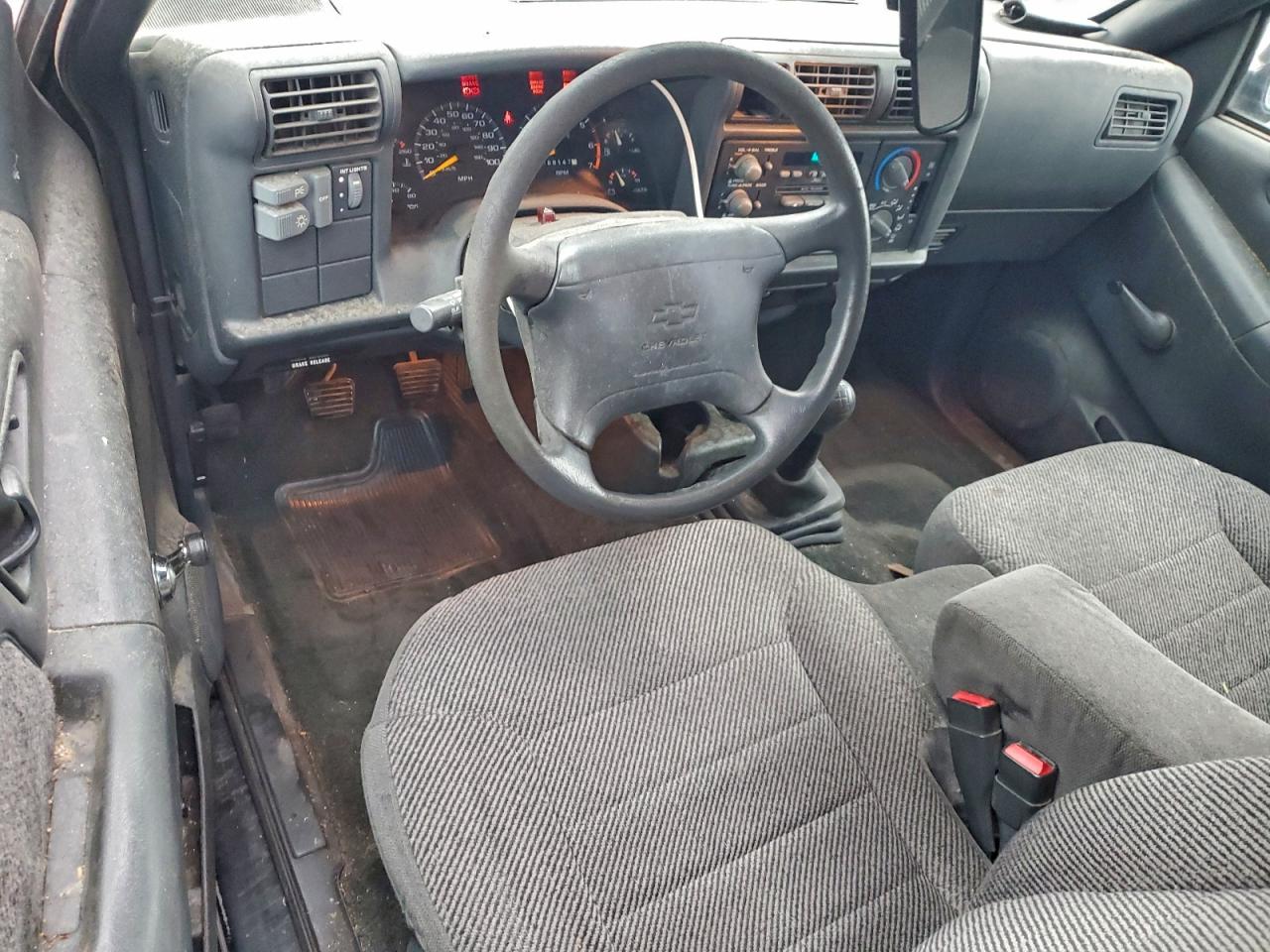 1996 CHEVROLET S TRUCK S10 photo 8