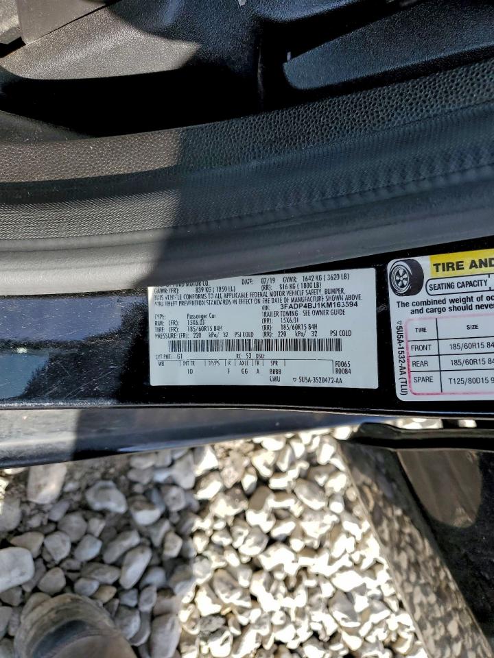 2019 FORD FIESTA SE photo 12