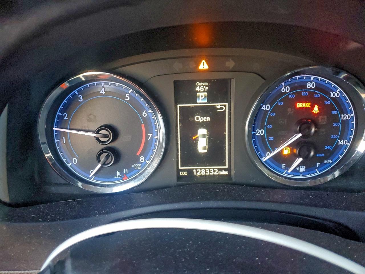 2019 TOYOTA COROLLA L photo 9