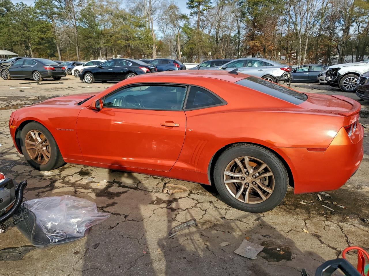 2013 CHEVROLET CAMARO LT photo 2