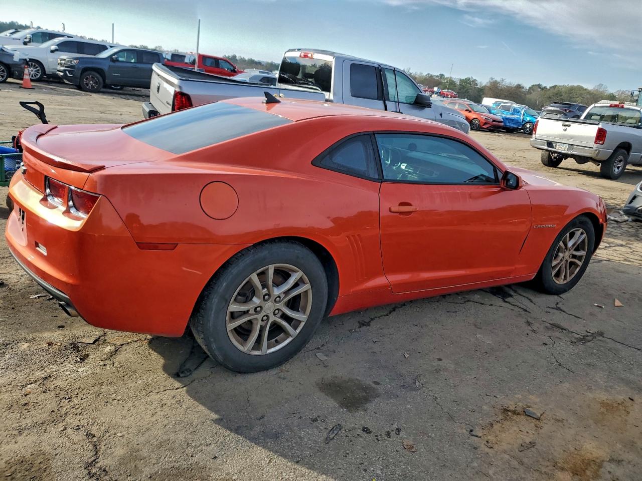 2013 CHEVROLET CAMARO LT photo 3