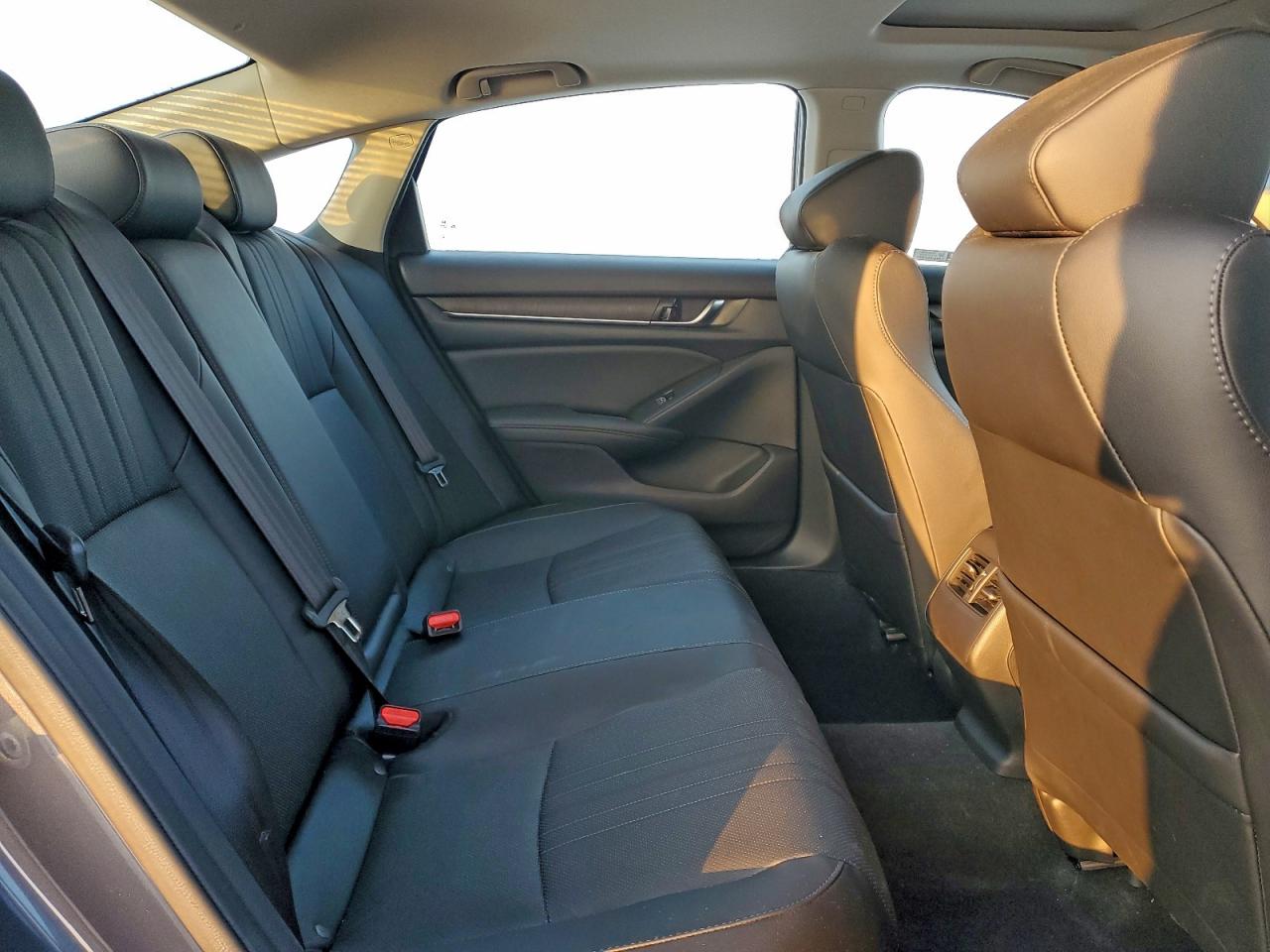 2020 HONDA ACCORD EXL photo 10