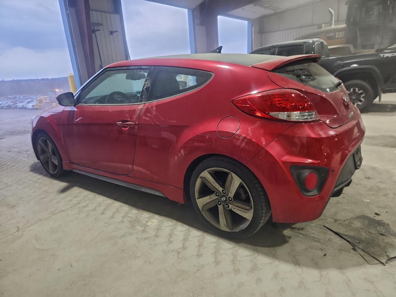 2013 HYUNDAI VELOSTER TURBO photo 2