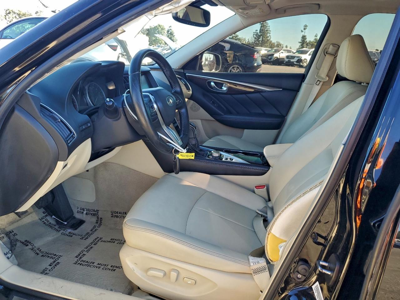 2018 INFINITI Q50 LUXE photo 7