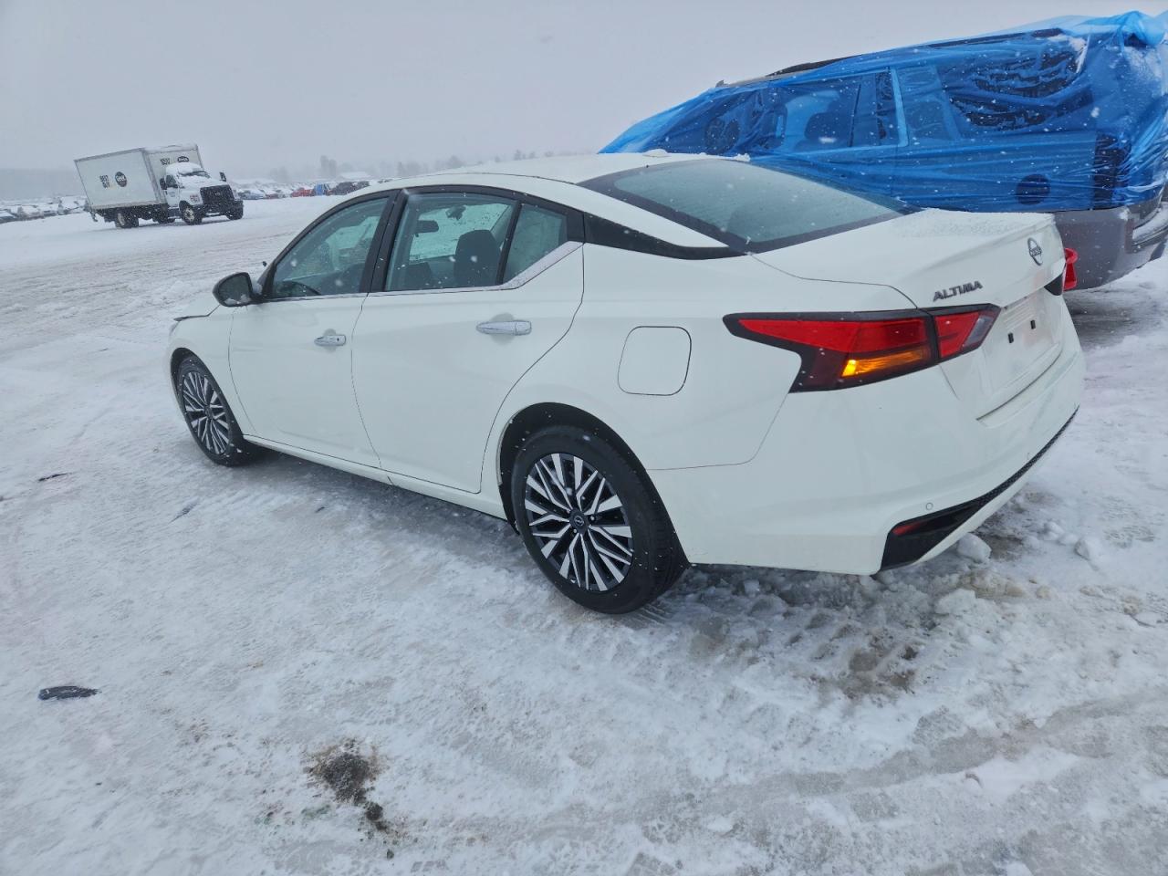 2025 NISSAN ALTIMA SV photo 2