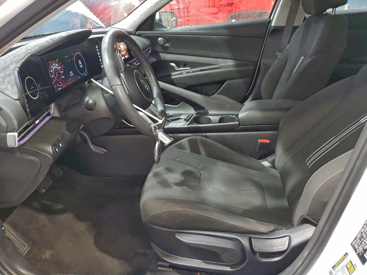 2025 HYUNDAI ELANTRA SEL photo 7
