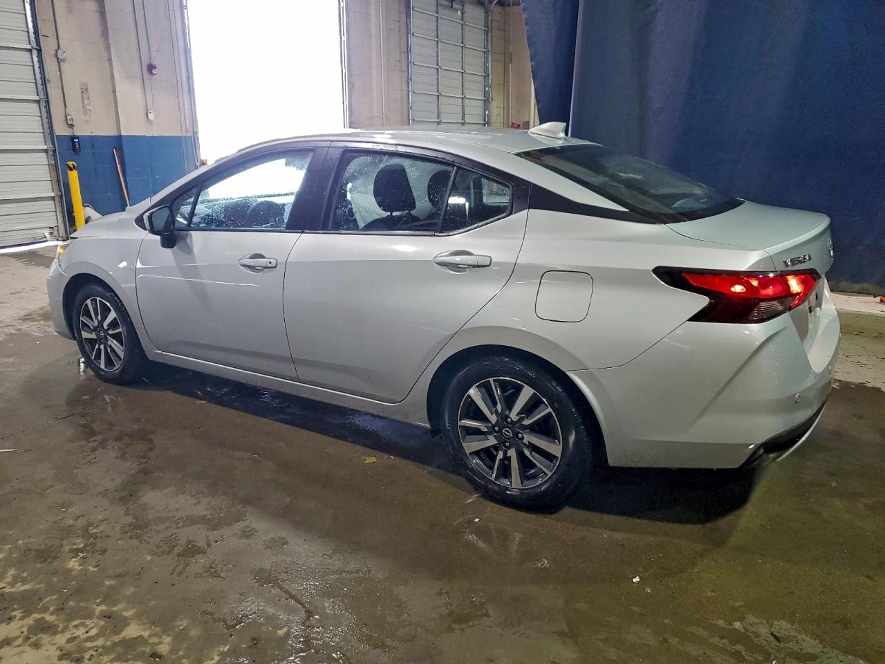 2025 NISSAN VERSA SV photo 2