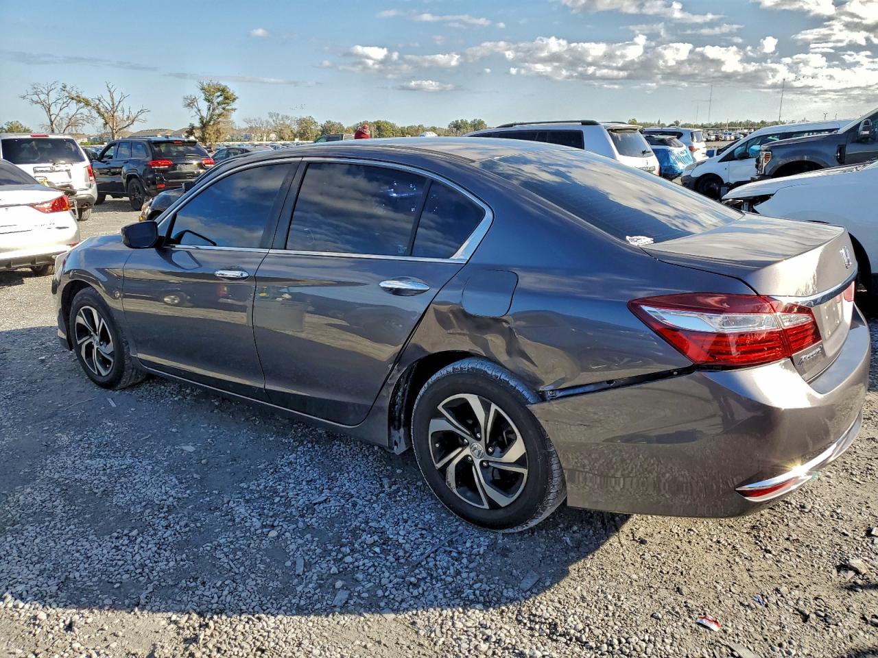 2017 HONDA ACCORD LX photo 2