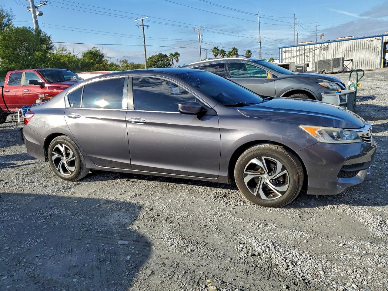 2017 HONDA ACCORD LX photo 4