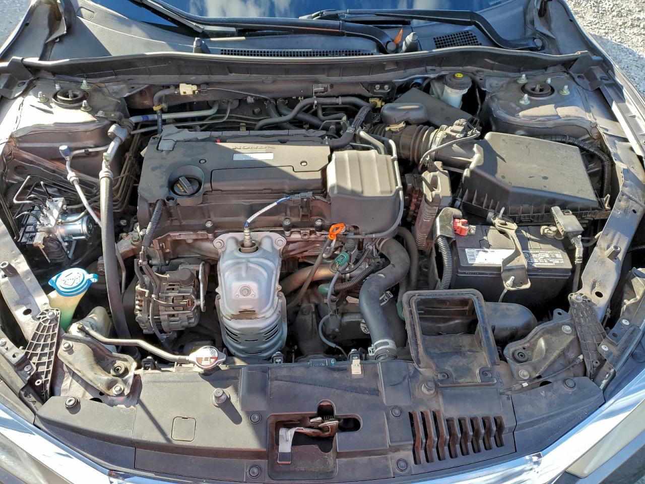 2017 HONDA ACCORD LX photo 11