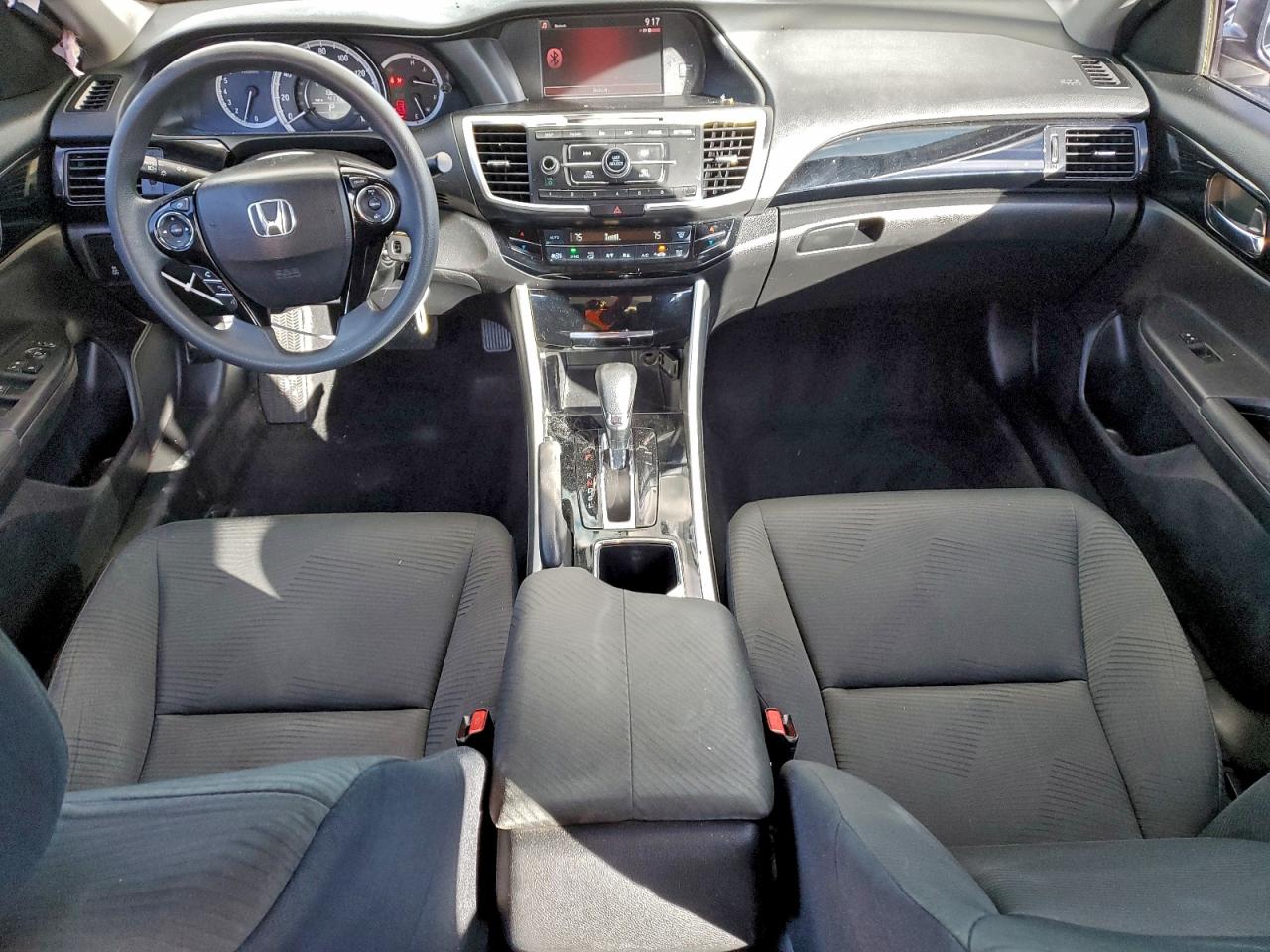 2017 HONDA ACCORD LX photo 8