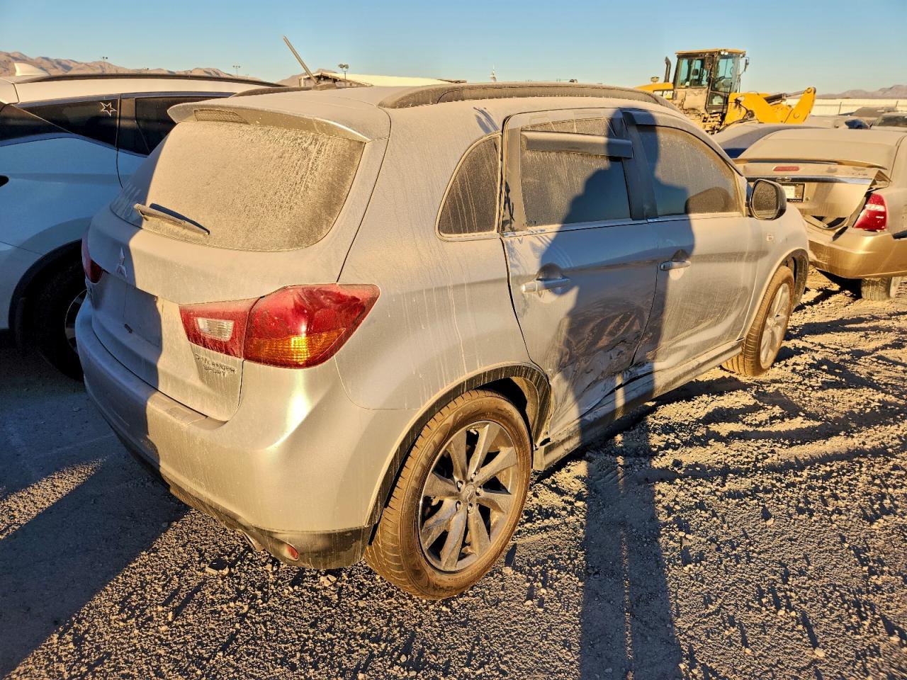 2013 MITSUBISHI OUTLANDER SPORT LE photo 3