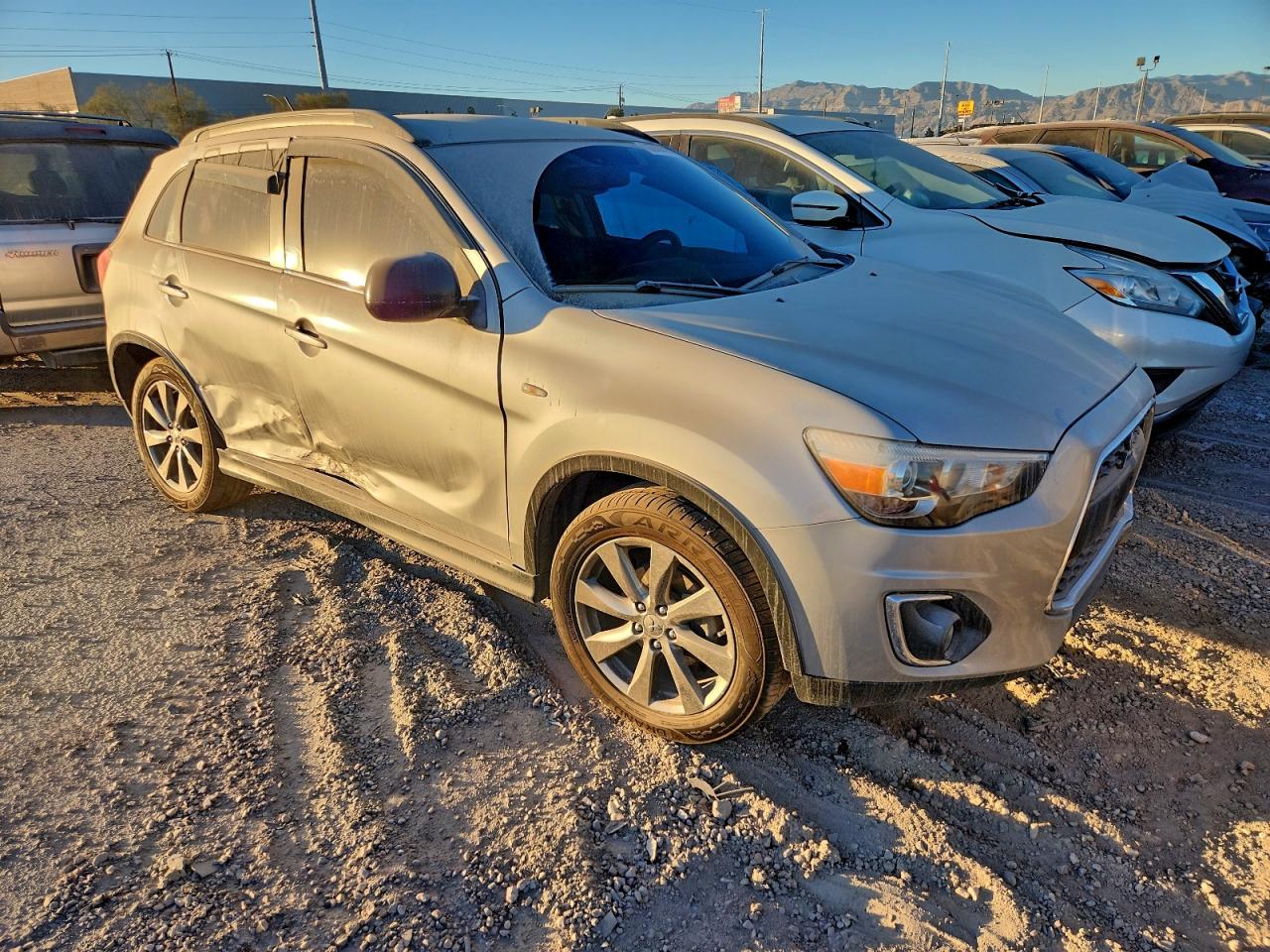2013 MITSUBISHI OUTLANDER SPORT LE photo 4