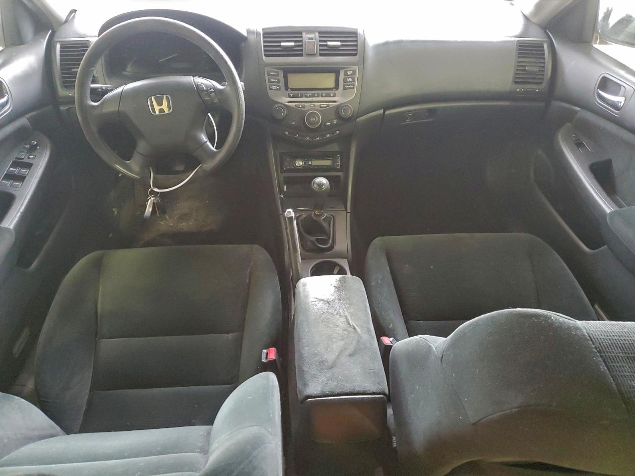 2006 HONDA ACCORD LX photo 8