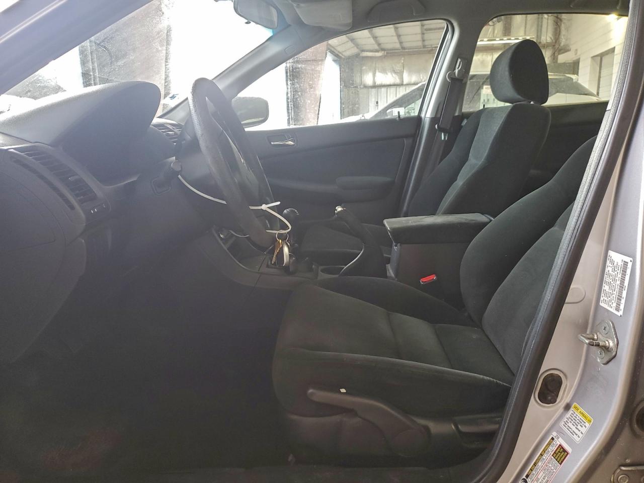 2006 HONDA ACCORD LX photo 7