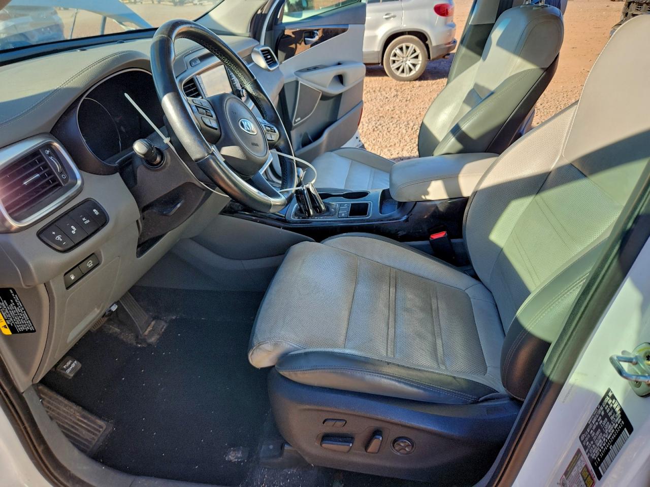 2017 KIA SORENTO SX photo 7