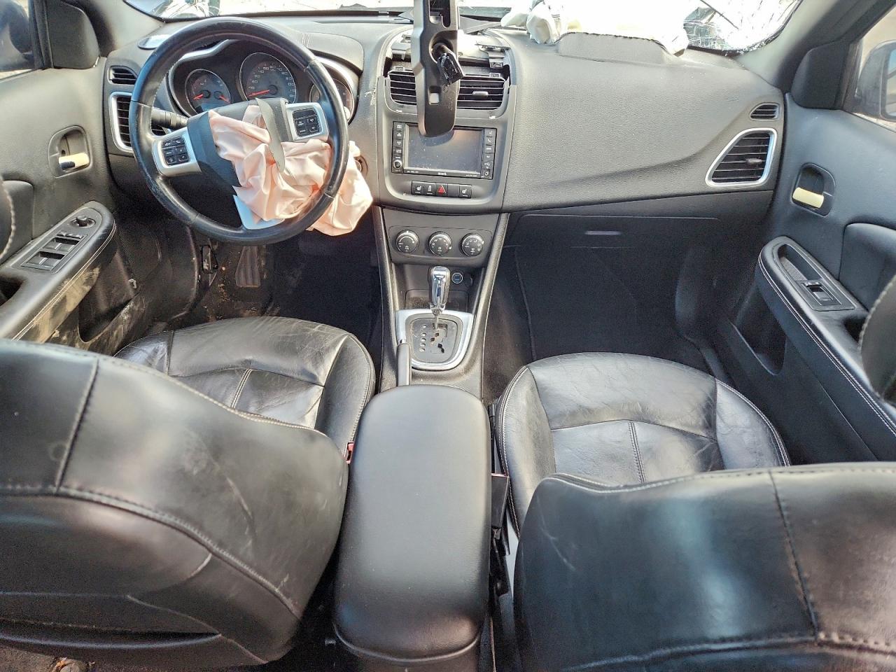 2013 DODGE AVENGER SXT photo 8
