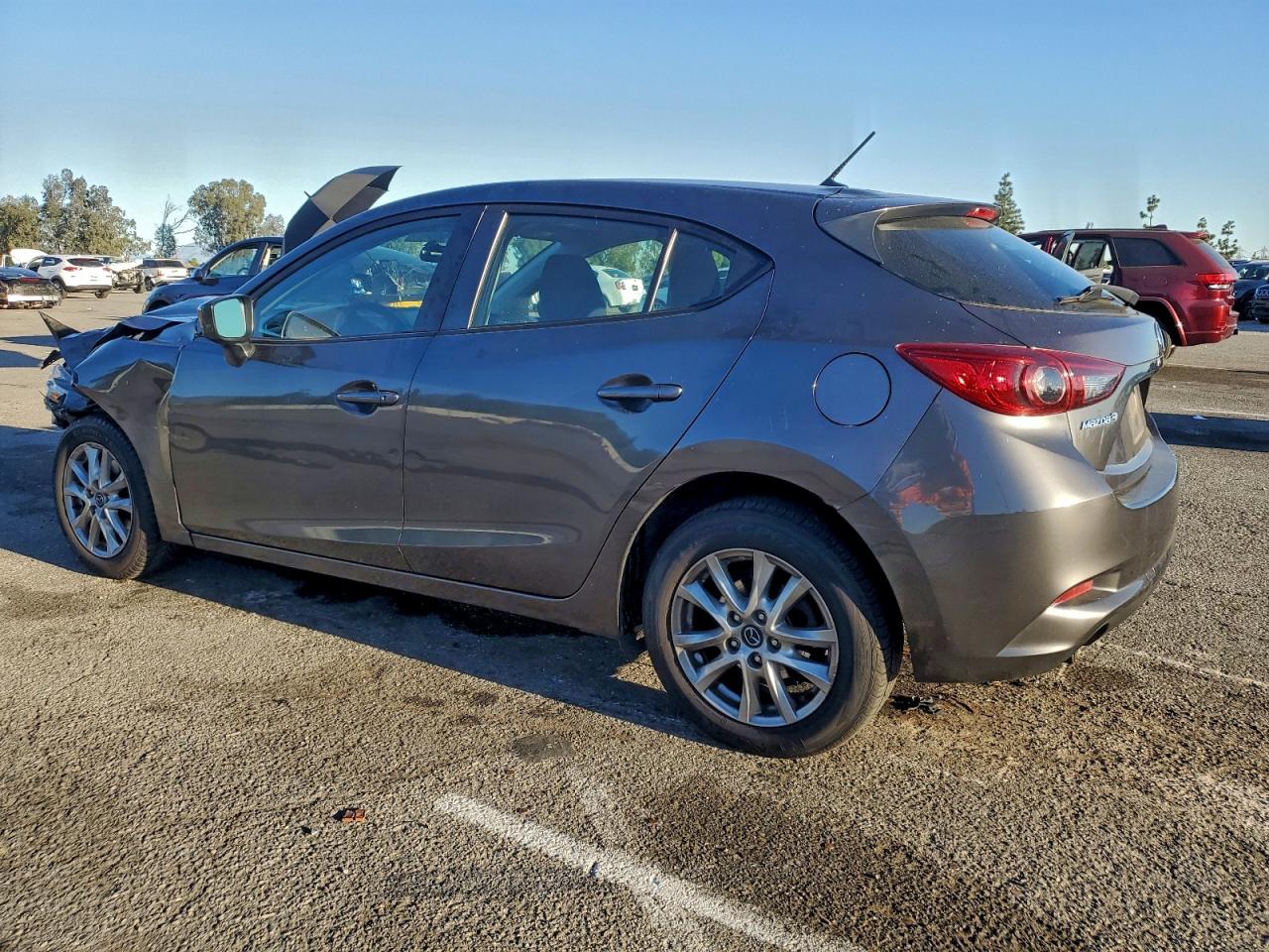 2017 MAZDA 3 SPORT photo 2