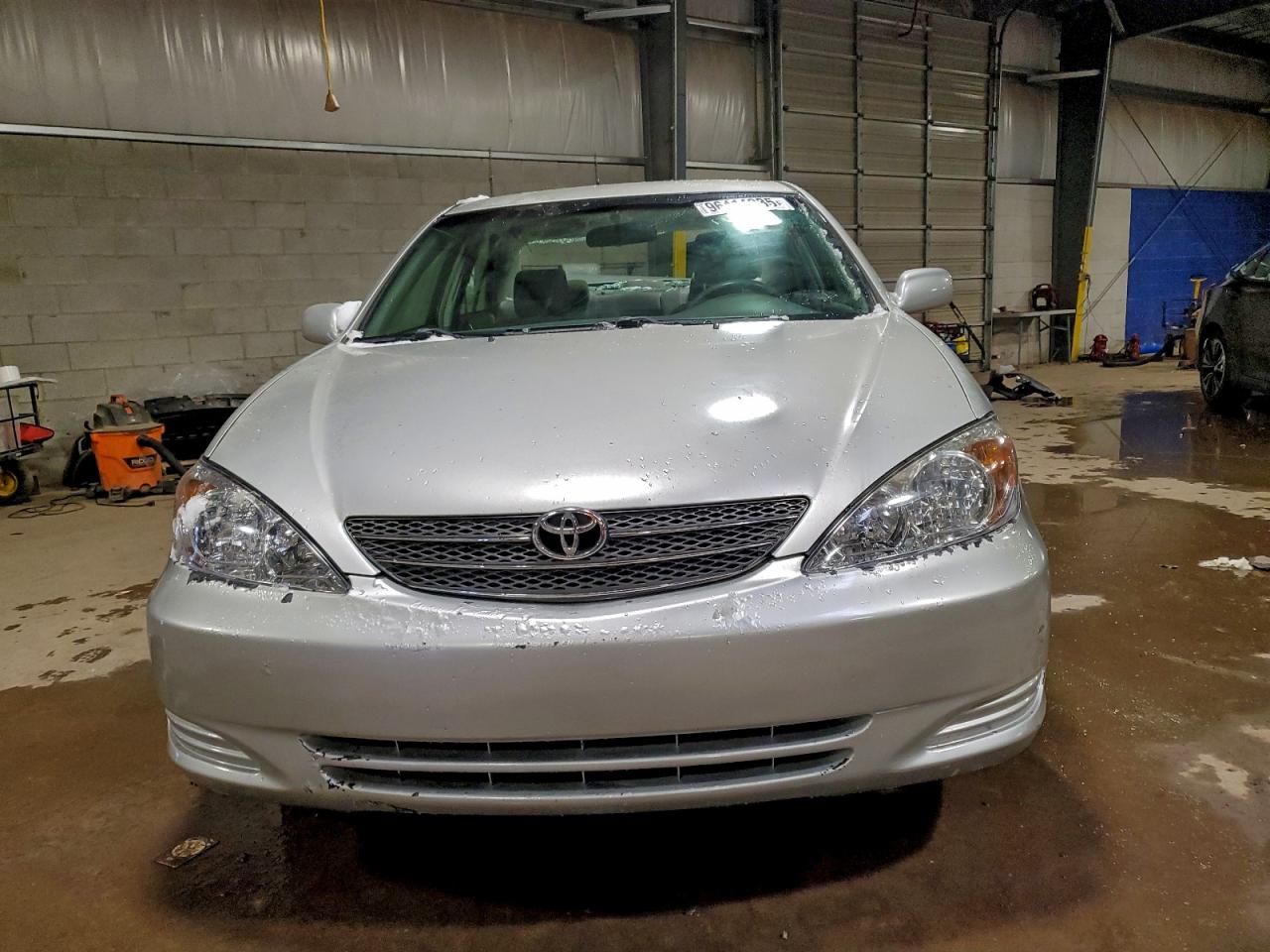 2003 TOYOTA CAMRY LE photo 5
