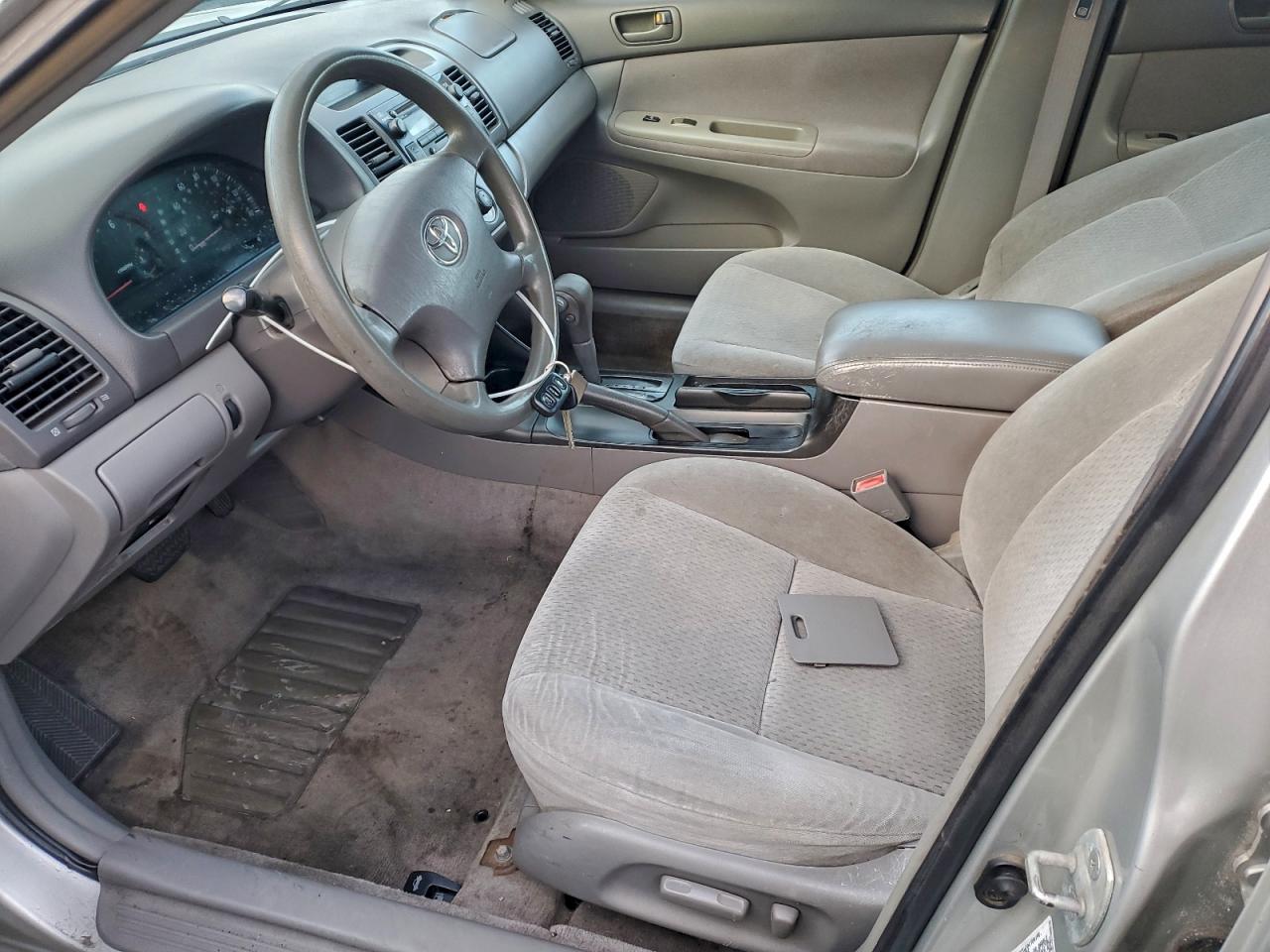 2003 TOYOTA CAMRY LE photo 7