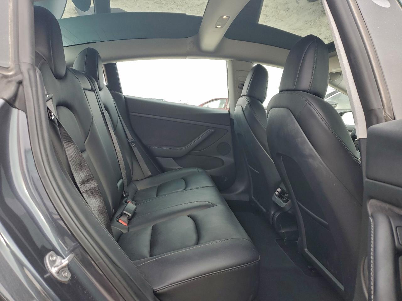 2022 TESLA MODEL 3 photo 10