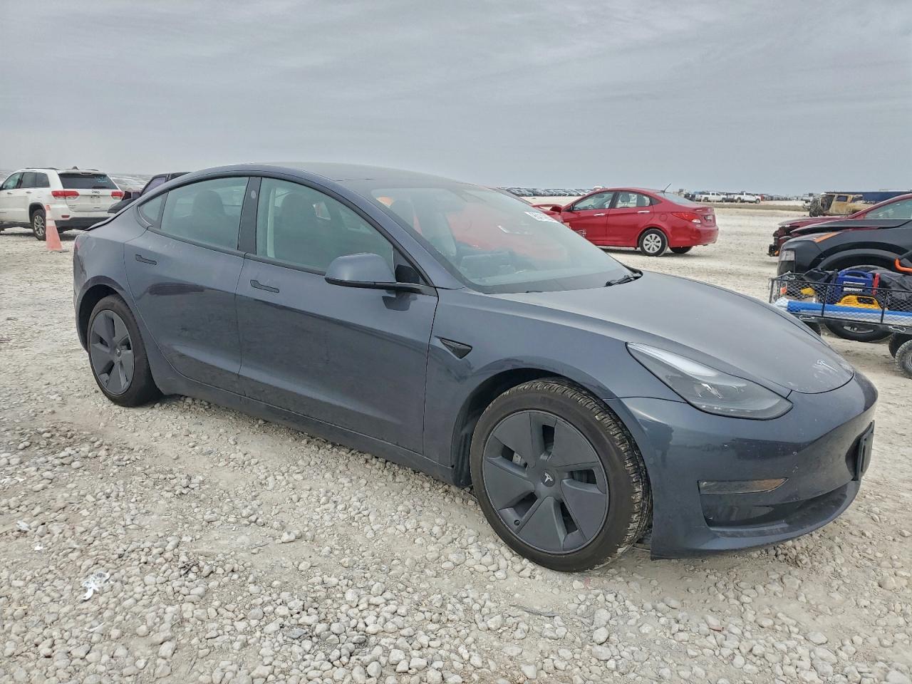 2022 TESLA MODEL 3 photo 4