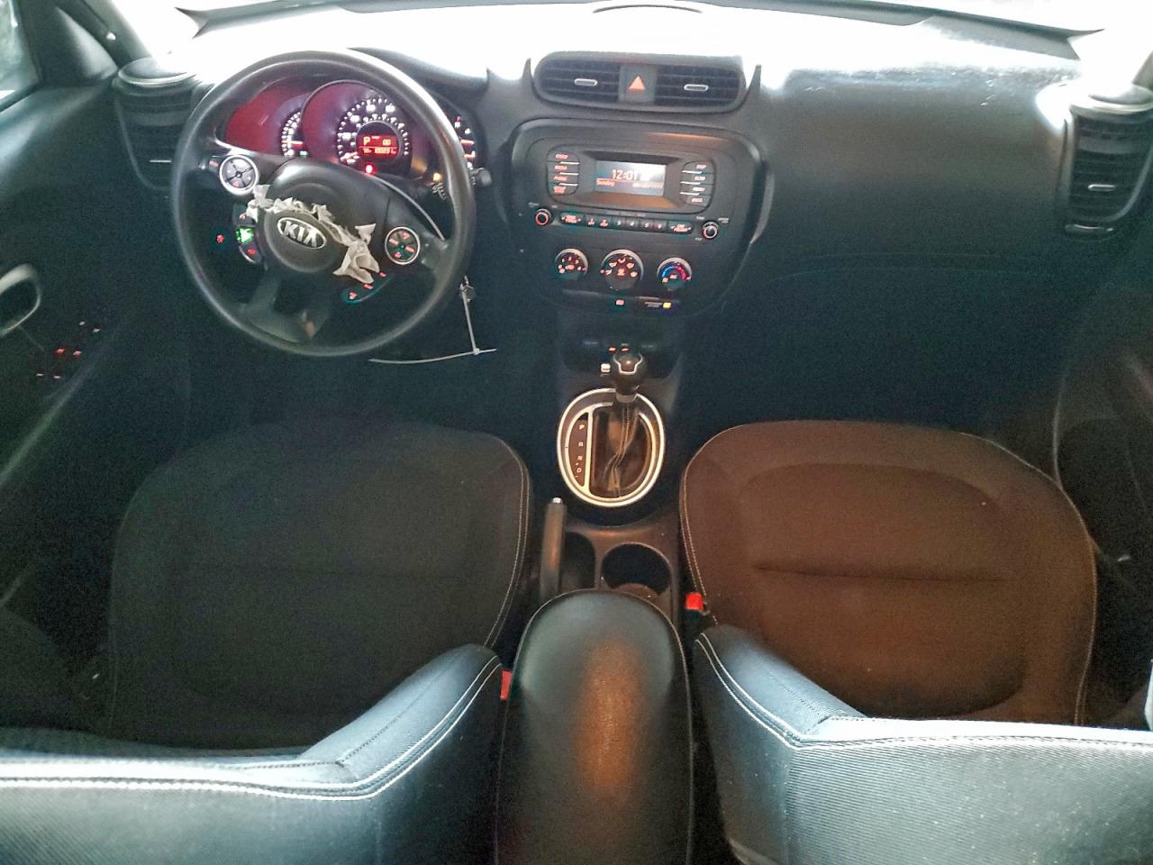 2015 KIA SOUL + photo 8