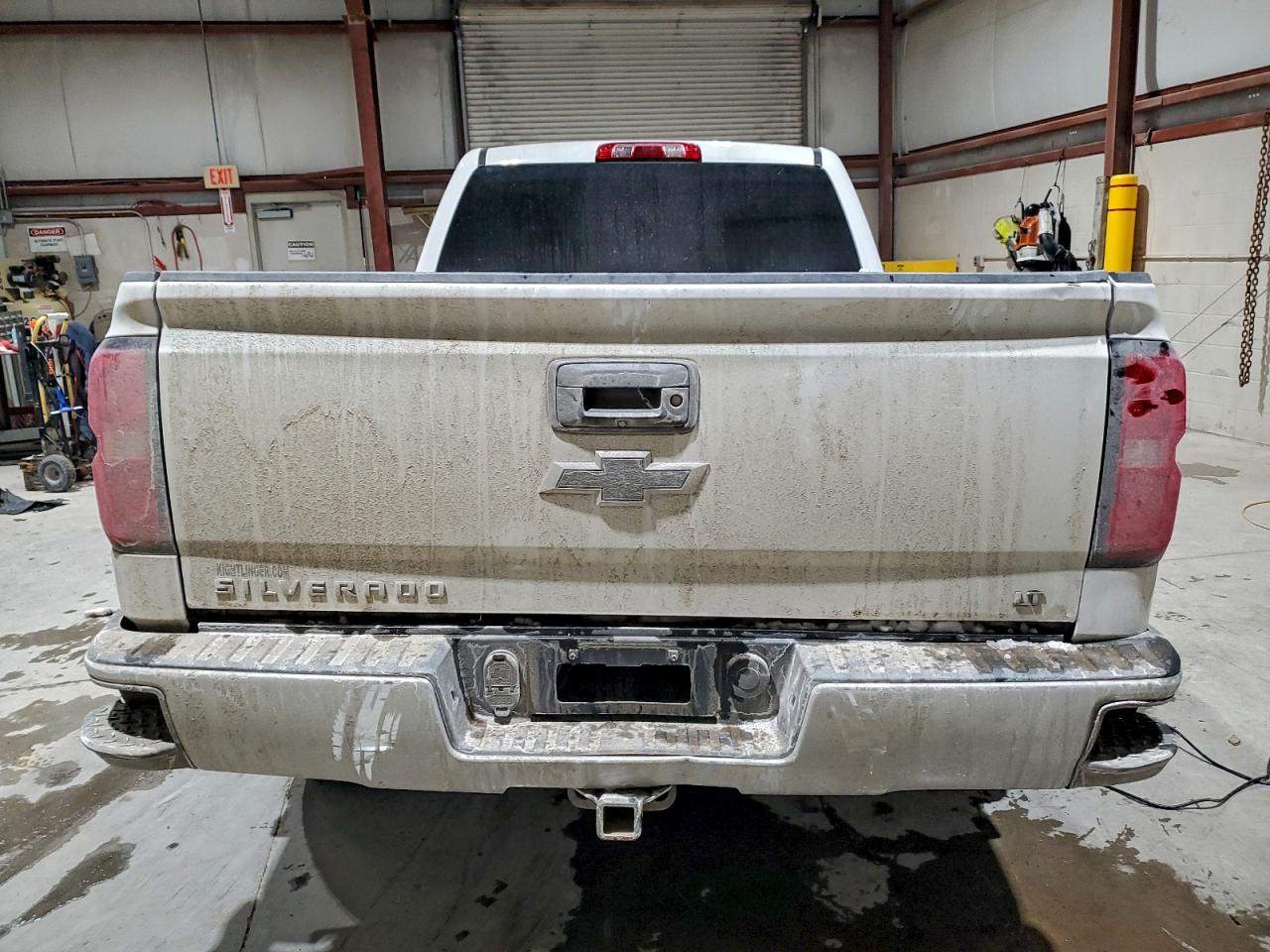2016 CHEVROLET SILVERADO K1500 LT photo 6