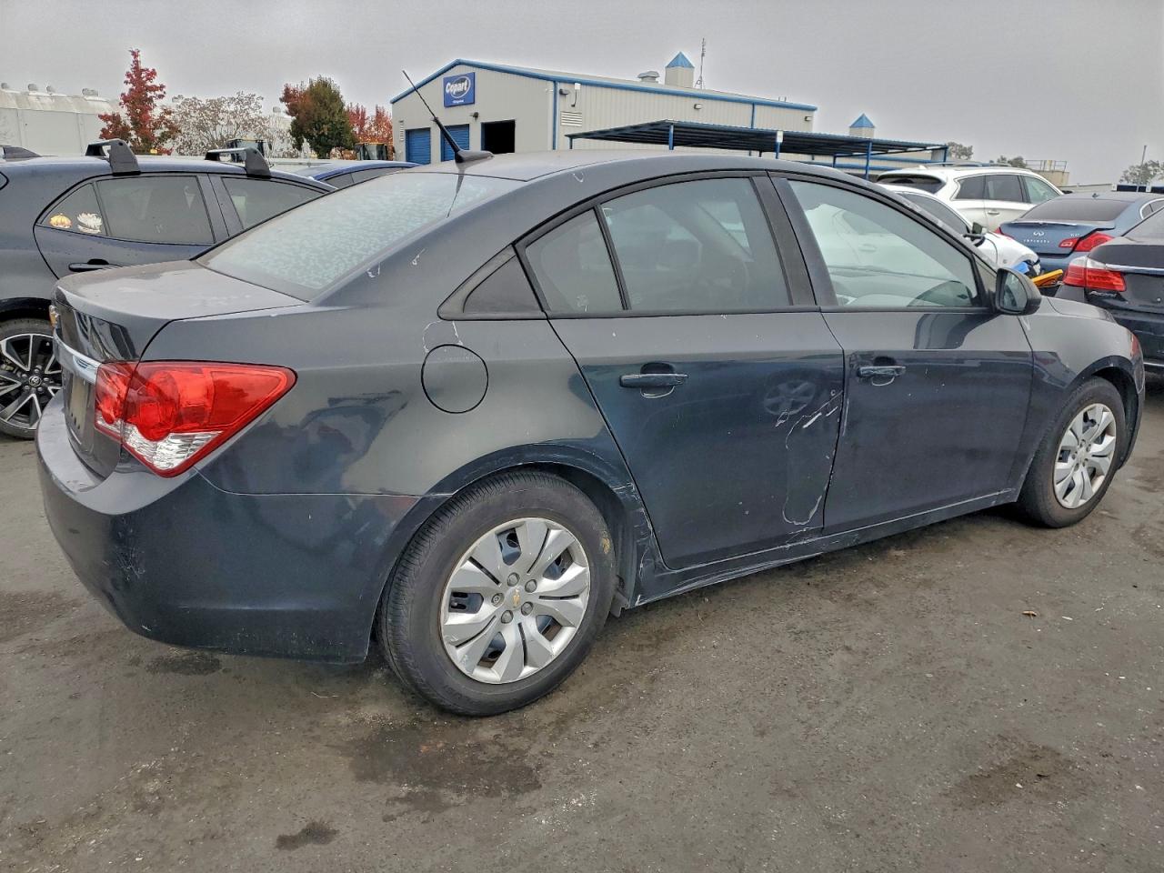 2013 CHEVROLET CRUZE LS photo 3