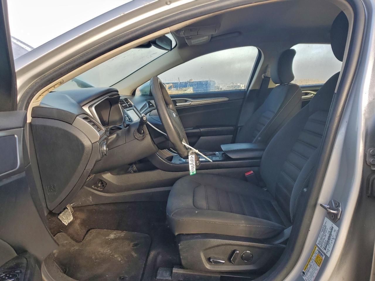 2019 FORD FUSION SE photo 7