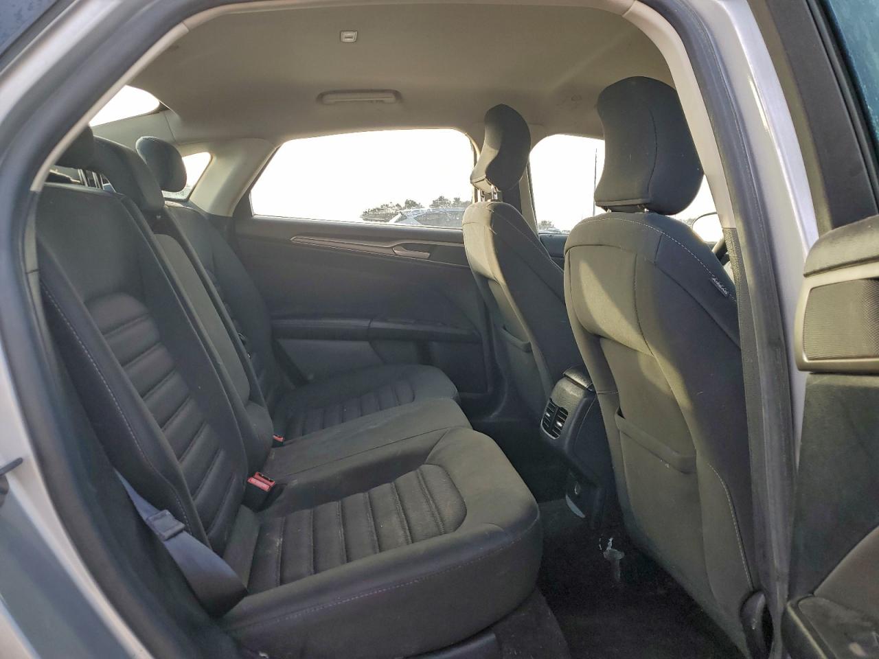 2019 FORD FUSION SE photo 10