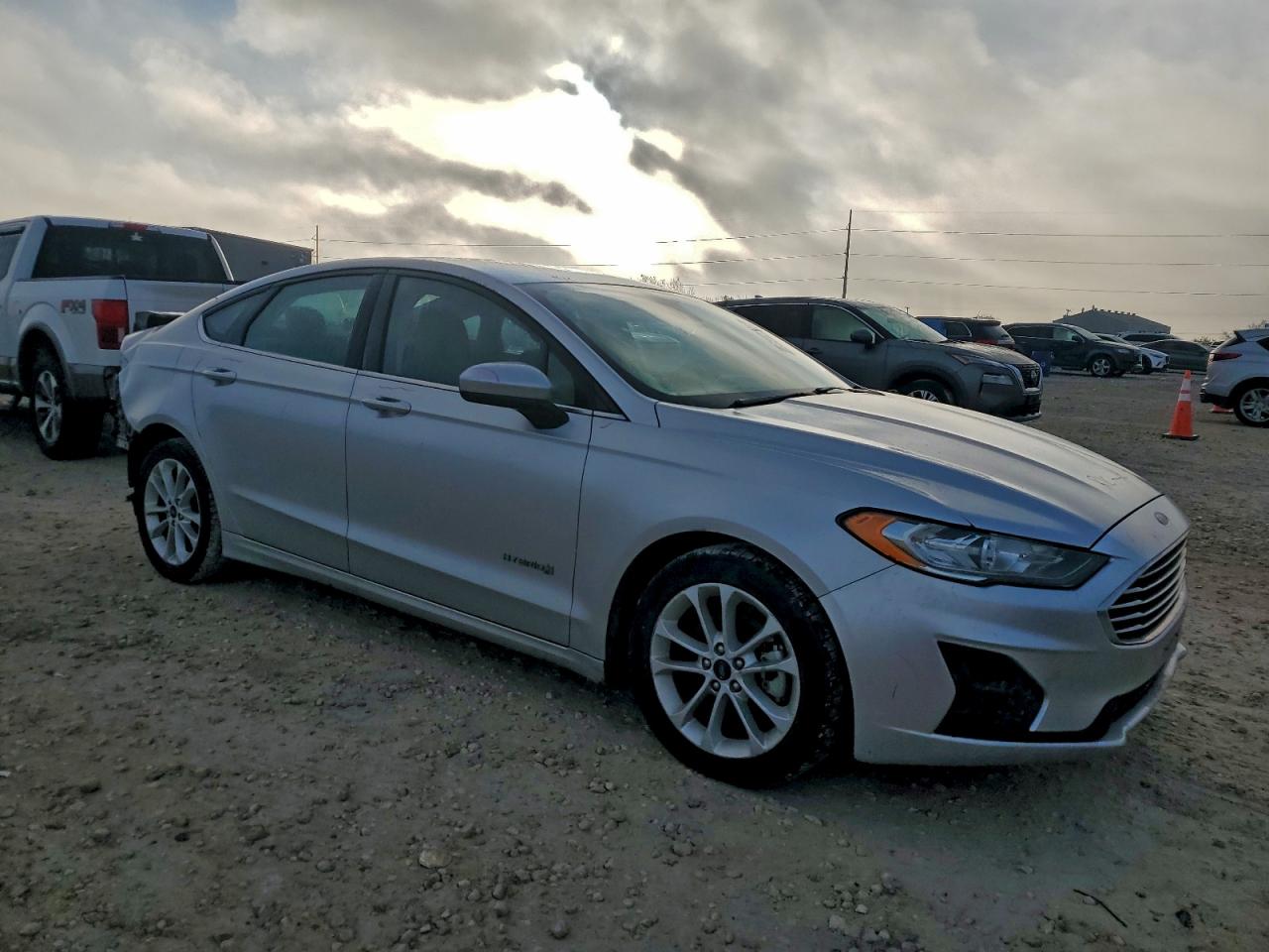 2019 FORD FUSION SE photo 4
